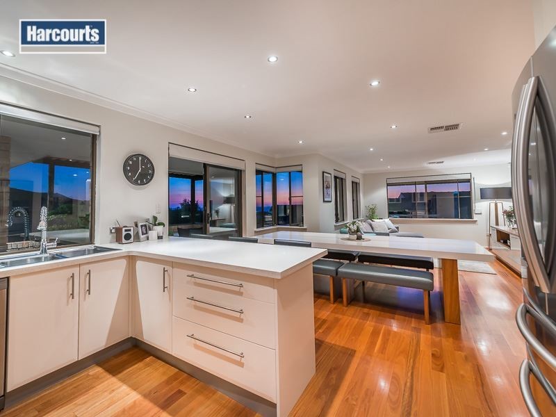 4 Simnia Place, Mullaloo WA 6027