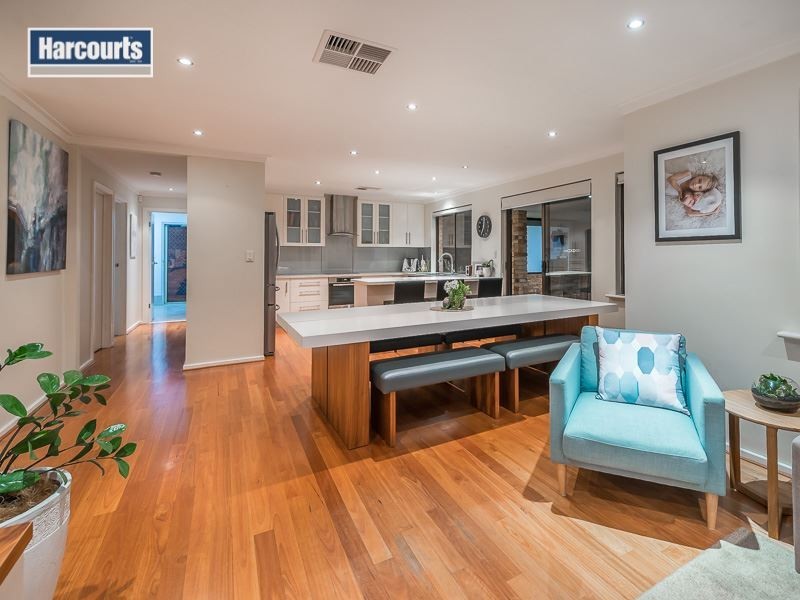 4 Simnia Place, Mullaloo WA 6027