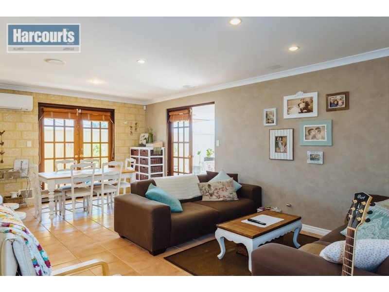 36 Miramare Boulevard, Currambine WA 6028