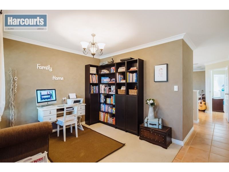 36 Miramare Boulevard, Currambine WA 6028