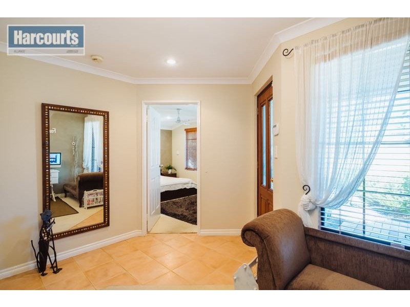 36 Miramare Boulevard, Currambine WA 6028