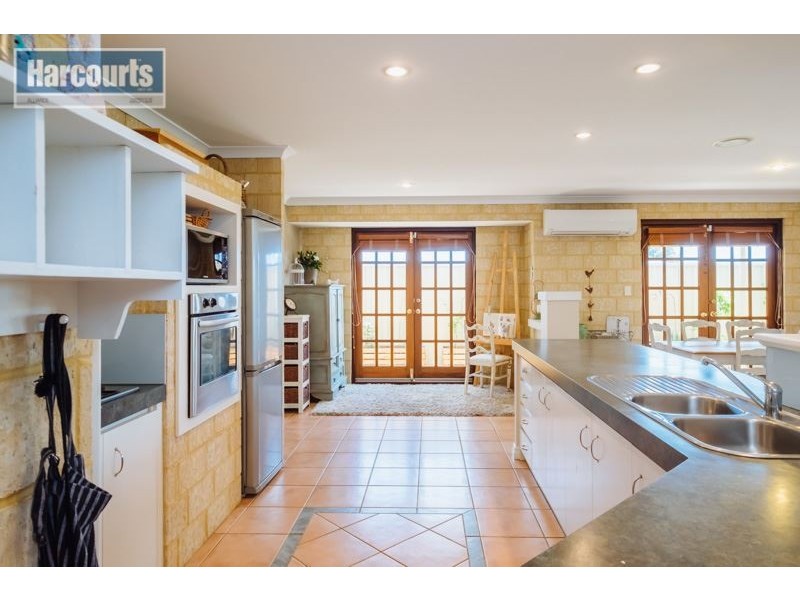 36 Miramare Boulevard, Currambine WA 6028