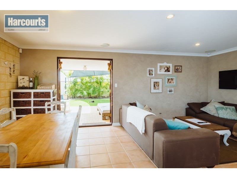 36 Miramare Boulevard, Currambine WA 6028