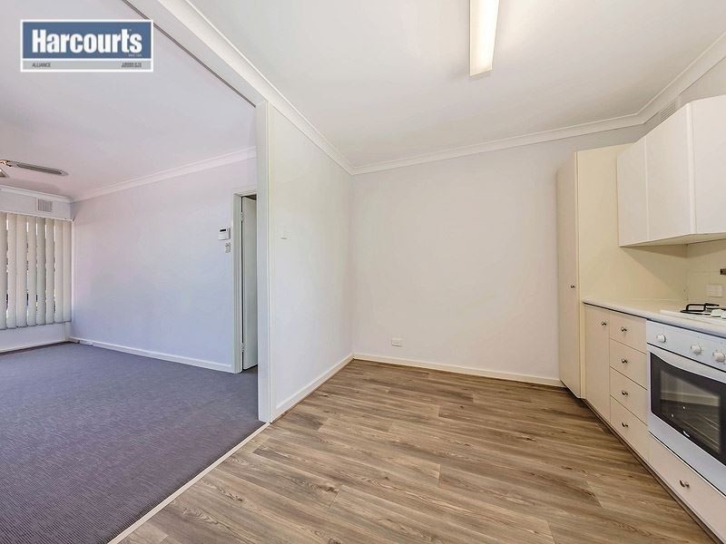 20A Pointer Way, Girrawheen WA 6064