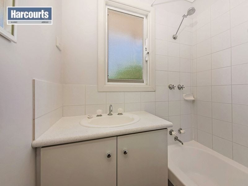 20A Pointer Way, Girrawheen WA 6064