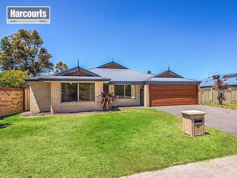 21 Merrivale Circle, Tapping WA 6065