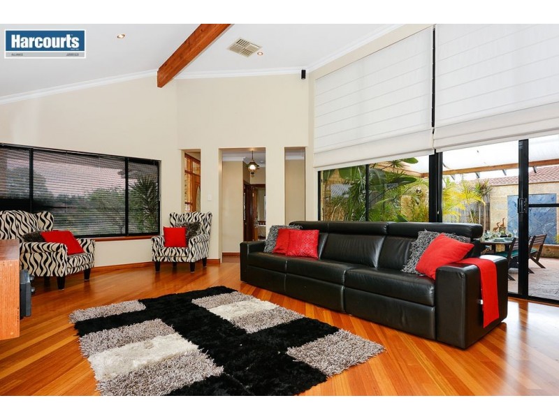 32 Earlsferry Green, Kinross WA 6028