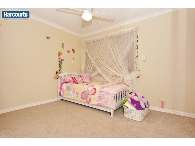 32 Earlsferry Green, Kinross WA 6028