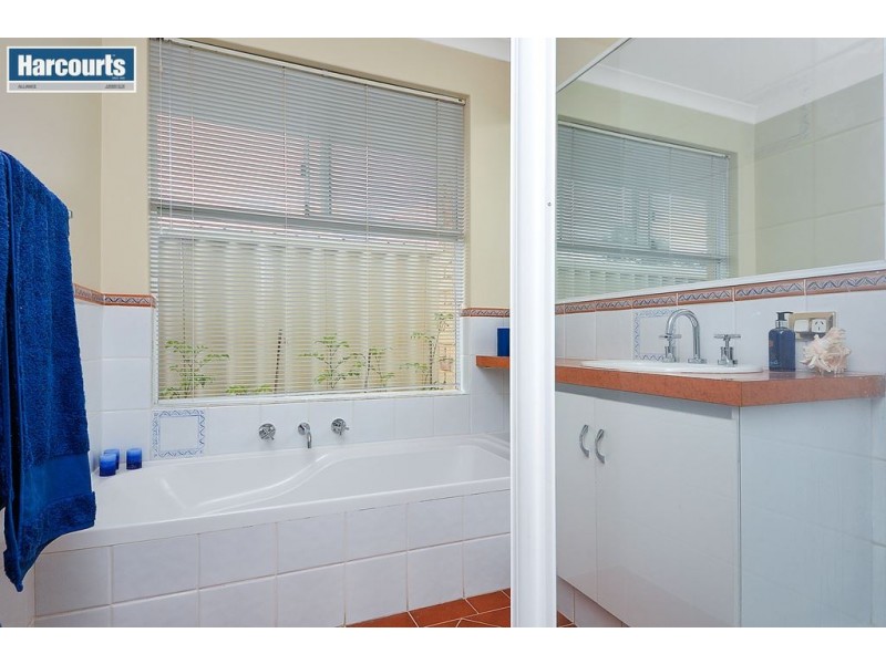 32 Earlsferry Green, Kinross WA 6028