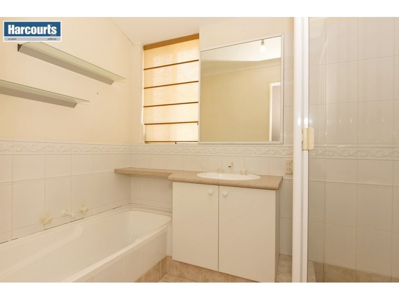 18 Arbroath Circle, Kinross WA 6028