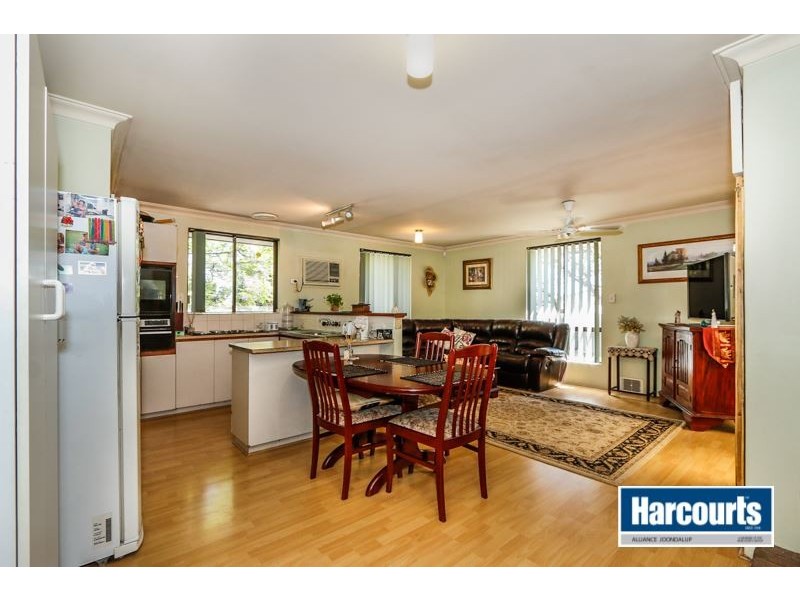 15 Graphic Court, Beldon WA 6027