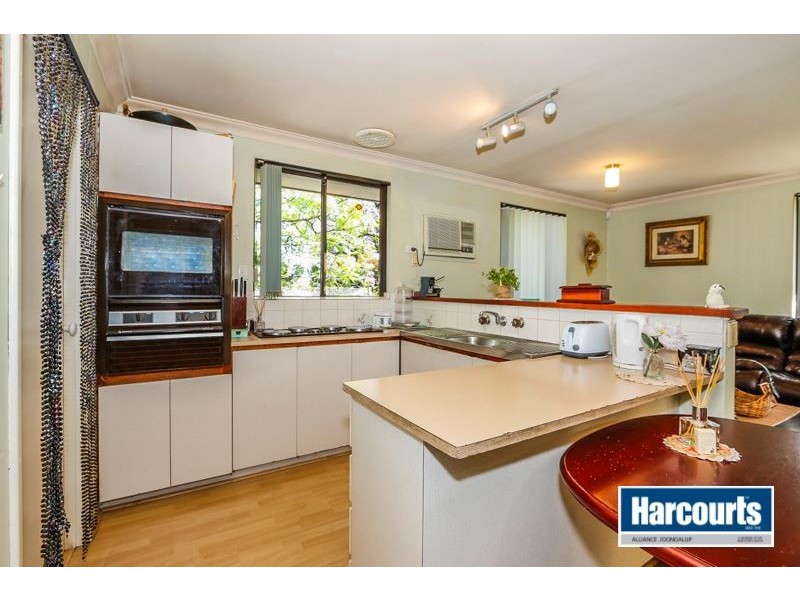 15 Graphic Court, Beldon WA 6027