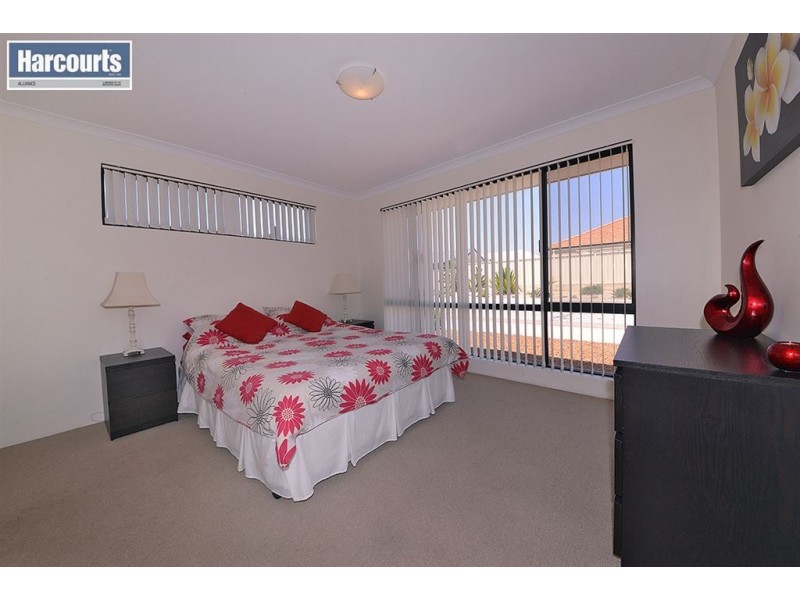 3/15 Crosthwait Circle, Tapping WA 6065