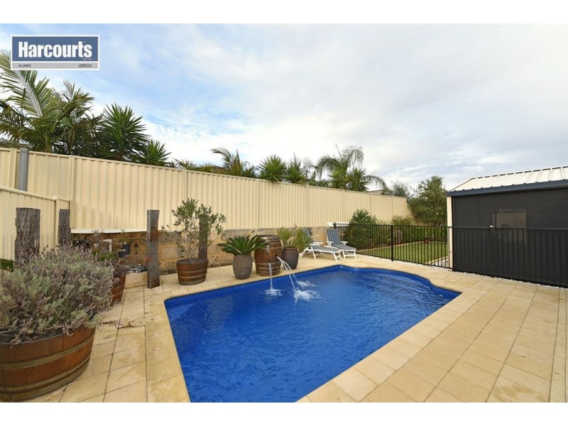 9 Monivae Vista, Tapping WA 6065