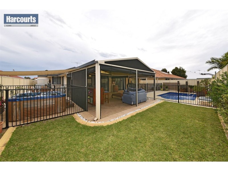 9 Monivae Vista, Tapping WA 6065