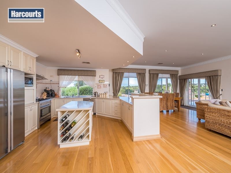 271 Santa Gertrudis, Lower Chittering WA 6084