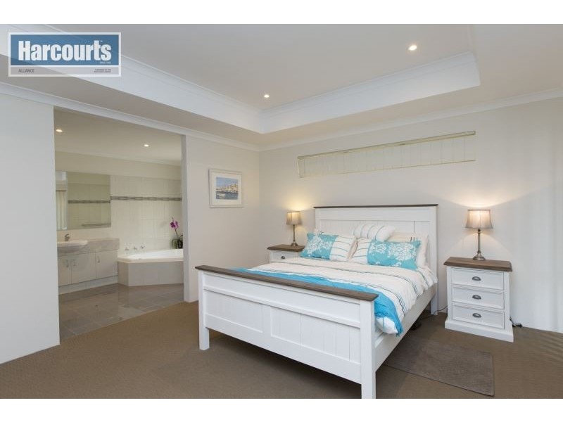 58 Mattingleys Approach, Burns Beach WA 6028