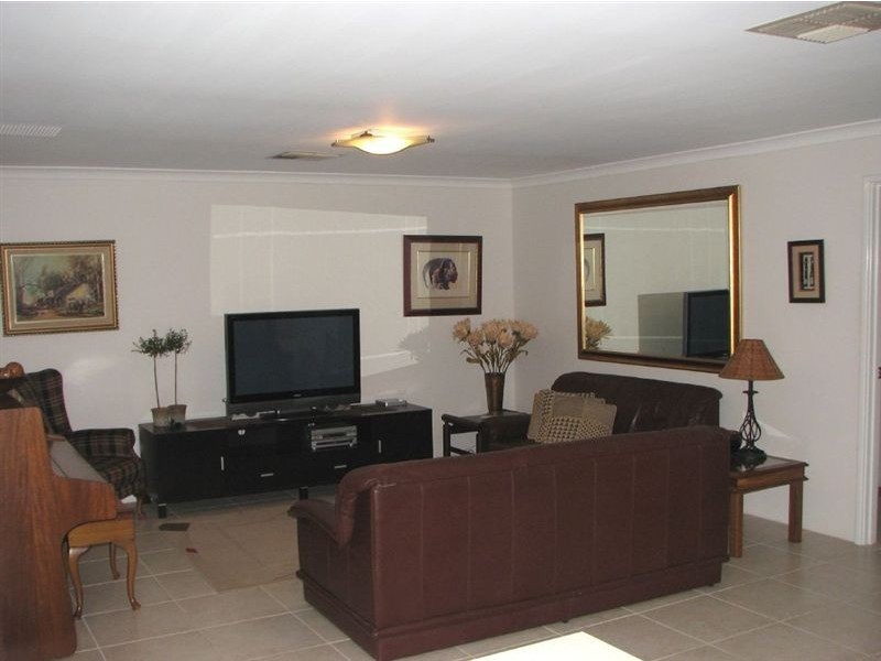 1 Deeside Road, Butler WA 6036