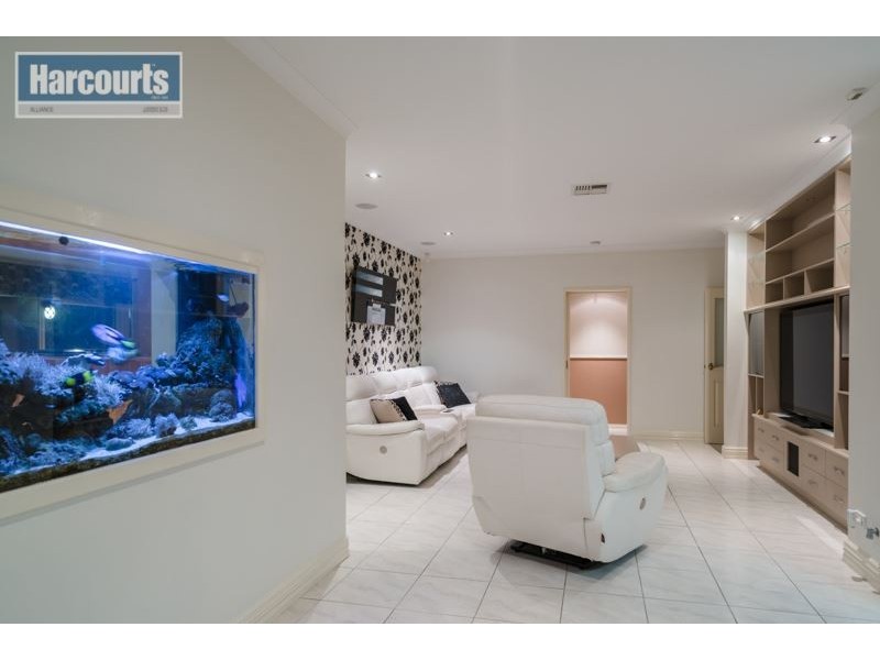 15 Raffles Court, Currambine WA 6028