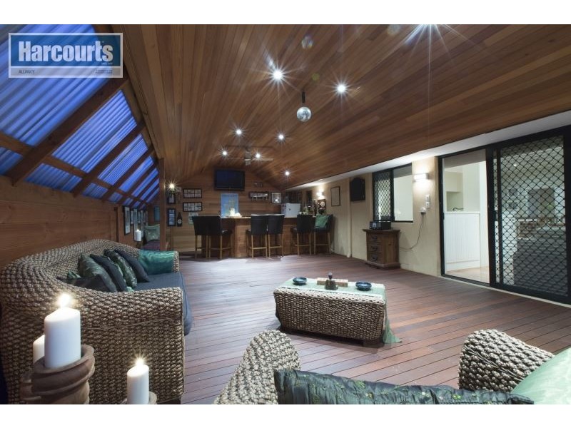 9 Langbank Close, Kinross WA 6028