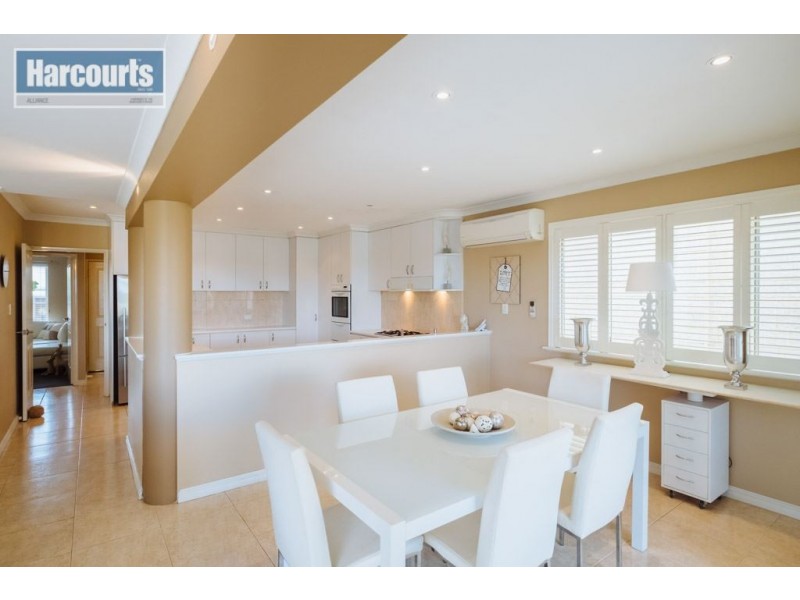 9 Inwood Place, Currambine WA 6028