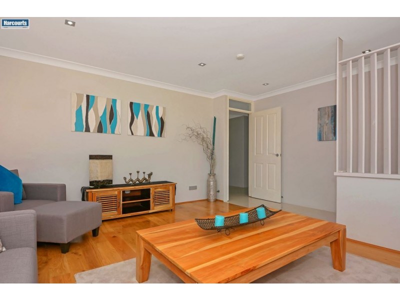 8 Ullswater Glade, Joondalup WA 6027