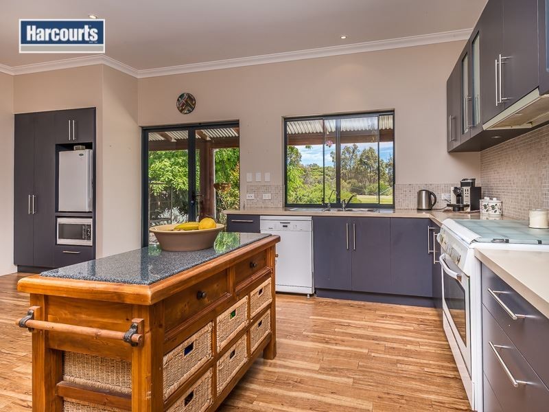 1597 Neaves Road, Bullsbrook WA 6084