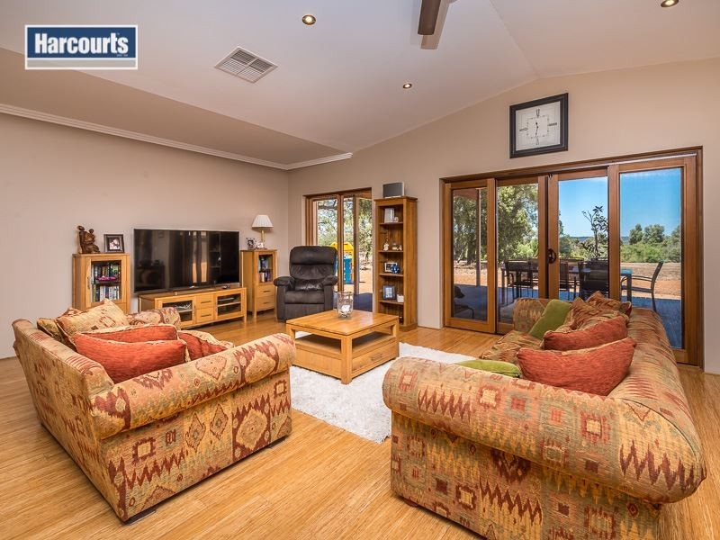 183 Ayrshire Loop, Lower Chittering WA 6084
