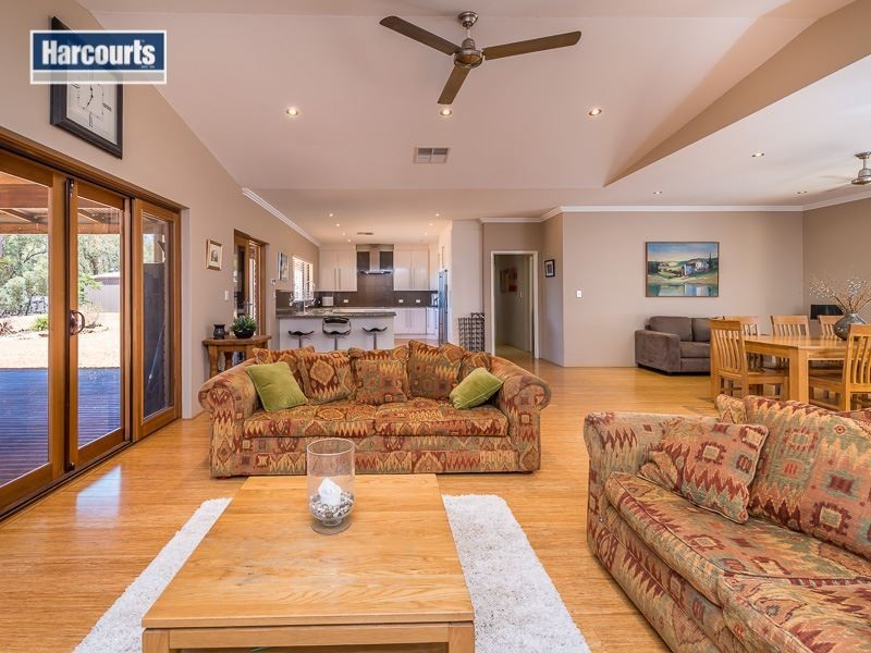 183 Ayrshire Loop, Lower Chittering WA 6084