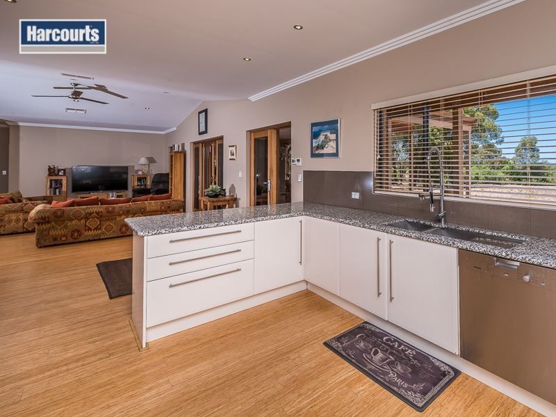183 Ayrshire Loop, Lower Chittering WA 6084