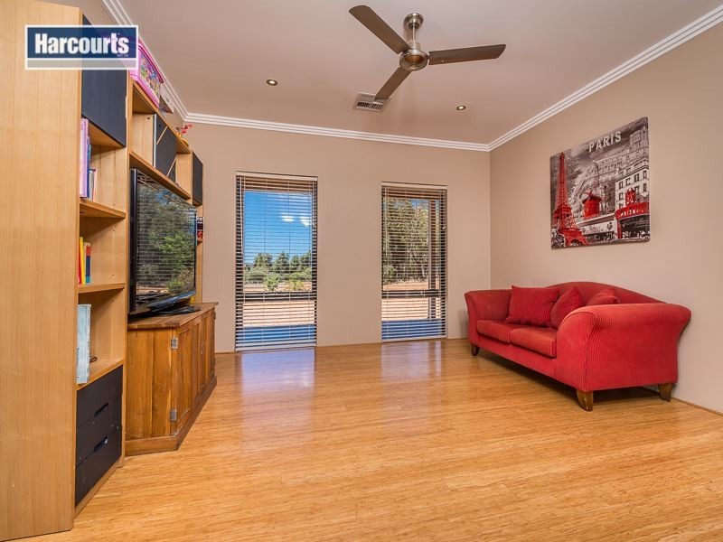 183 Ayrshire Loop, Lower Chittering WA 6084