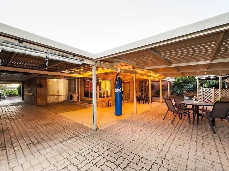 16 Nyunda Drive, Wanneroo WA 6065