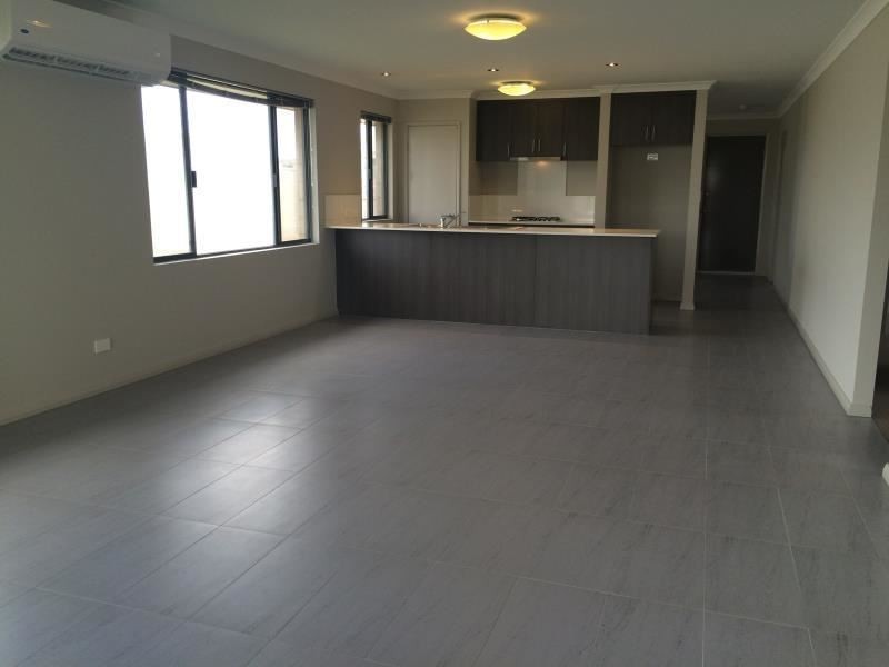 102 Suffolk Street, Caversham WA 6055