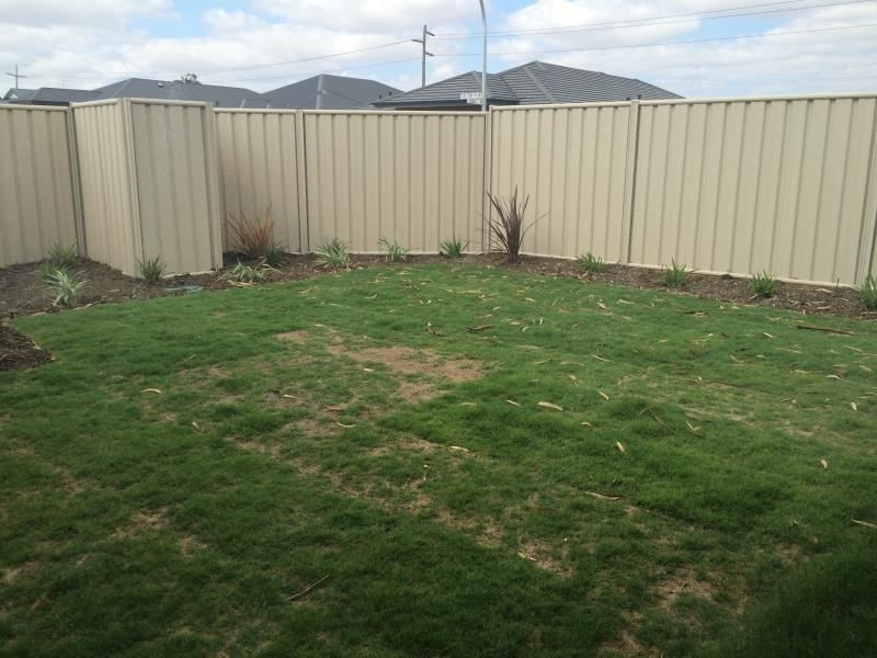 102 Suffolk Street, Caversham WA 6055