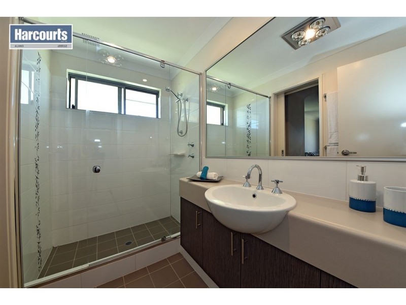 2 Pinot Loop, Pearsall WA 6065