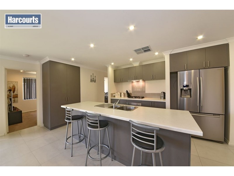 2 Pinot Loop, Pearsall WA 6065