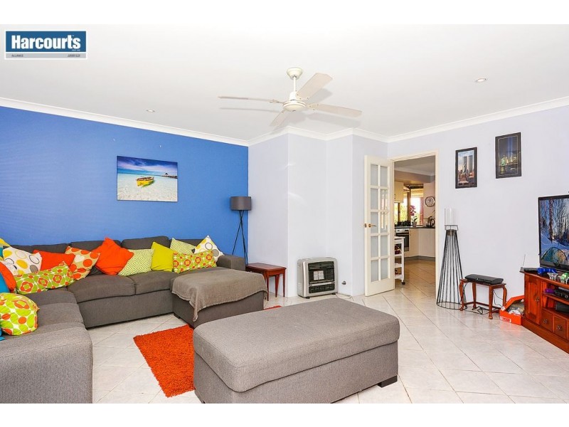 4 Otisco Crescent, Joondalup WA 6027