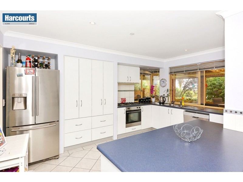 4 Otisco Crescent, Joondalup WA 6027