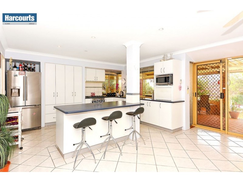 4 Otisco Crescent, Joondalup WA 6027