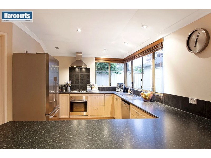 16 Simcoe Court, Joondalup WA 6027