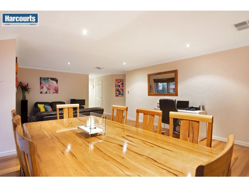 16 Simcoe Court, Joondalup WA 6027