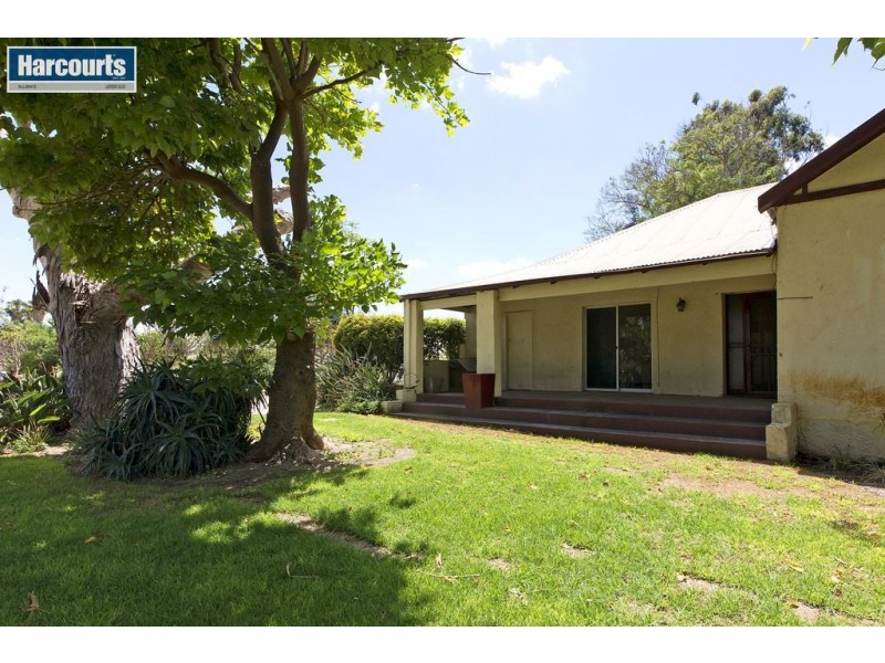 180 Gibbs Road, Nowergup WA 6032