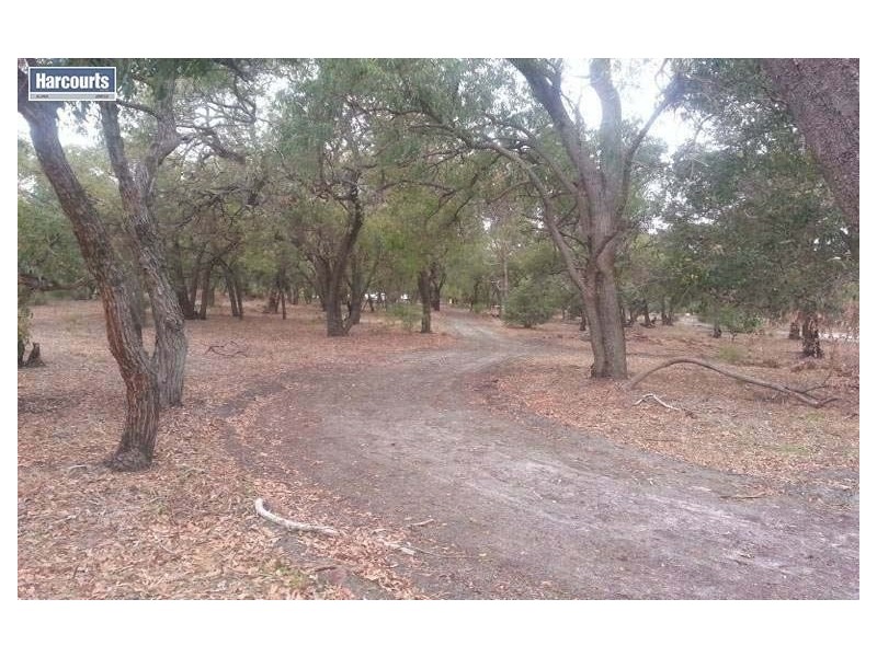 21 Brahman Dale, Lower Chittering WA 6084