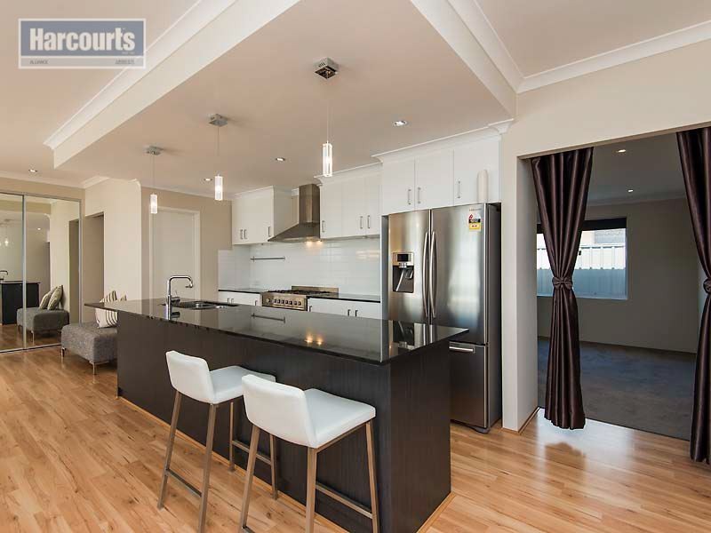 4 Bindi Way, Landsdale WA 6065