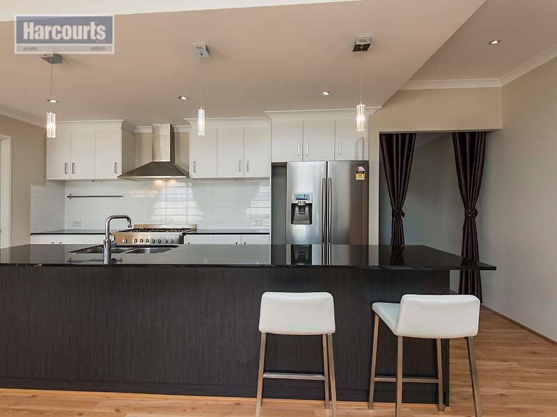 4 Bindi Way, Landsdale WA 6065