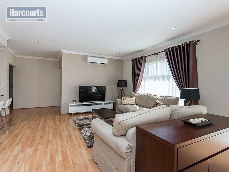 4 Bindi Way, Landsdale WA 6065