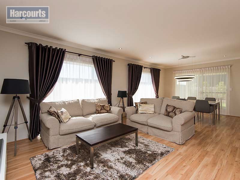 4 Bindi Way, Landsdale WA 6065