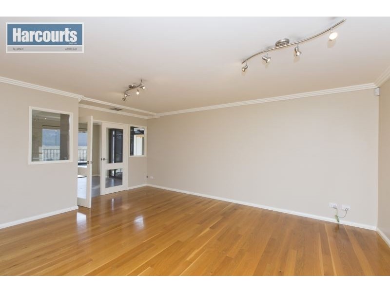 15 Patang Vista, Iluka WA 6028