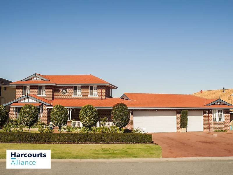 11 La Grange Loop, Currambine WA 6028