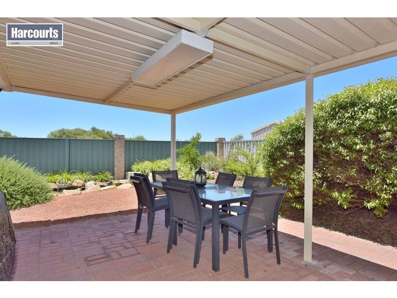 32 Lombardy Crescent, Caversham WA 6055